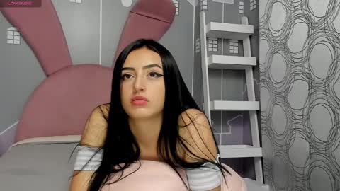 Camila  online show from 03/11/25, 03:48