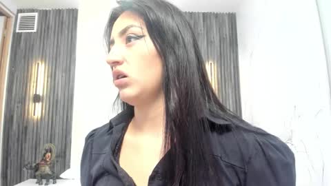 Camila  online show from 10/22/25, 11:32