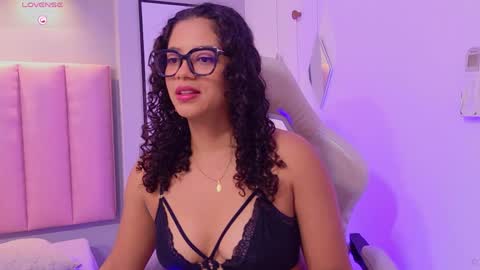 Camila online show from 04/29/26, 12:20