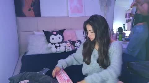 Snapshot of camilamarsh chatting on 05/21/26, 01:29 camilamarsh online show from 05/21/26, 01:29