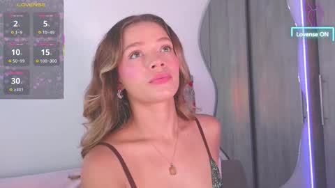 Camila Monroee  online show from 03/26/26, 02:33