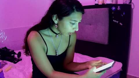 Snapshot of camilaperez2001 chatting on 03/28/26, 02:27 Camila Perez online show from 03/28/26, 02:27