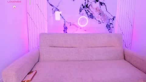 camila preston online show from 10/09/25, 06:22