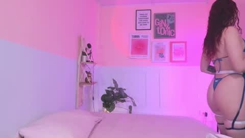 Camila  online show from 10/13/25, 11:43