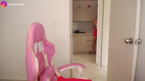 X IGcamiryan01 online show from 04/09/26, 06:35