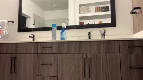 Snapshot of camiliakxoxo chatting on 12/17/24, 10:54 camiliakxoxo online show from 12/17/24, 10:54