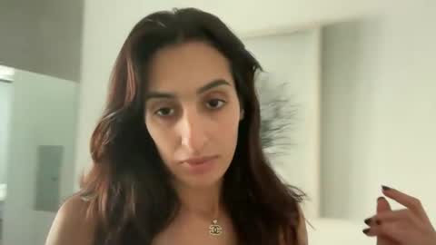 Snapshot of camiliakxoxo chatting on 01/14/25, 04:08 camiliakxoxo online show from 01/14/25, 04:08