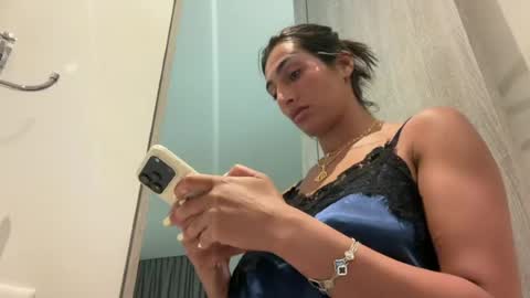 Snapshot of camiliakxoxo chatting on 07/09/26, 01:20 camiliakxoxo online show from 07/09/26, 01:20