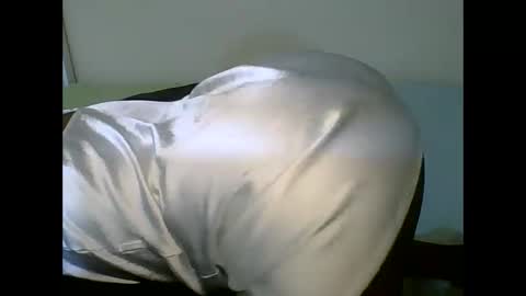 Snapshot of camilla15144 chatting on 02/07/25, 06:45 camillla15 online show from 02/07/25, 06:45