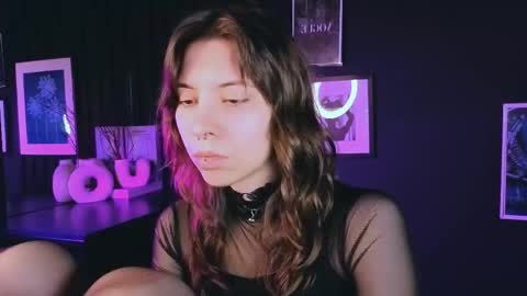 Camilla online show from 05/09/26, 07:13