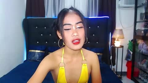 Snapshot of camilla_morena chatting on 02/23/25, 09:33 camilla_morena online show from 02/23/25, 09:33