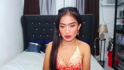 Snapshot of camilla_morena chatting on 03/02/25, 10:35 camilla_morena online show from 03/02/25, 10:35