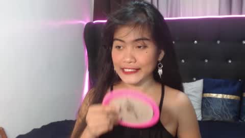 Snapshot of camilla_morena chatting on 10/02/25, 05:25 camilla_morena online show from 10/02/25, 05:25