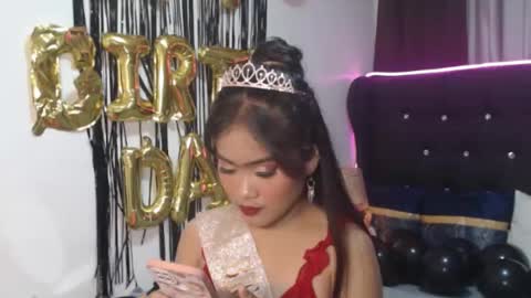 Snapshot of camilla_morena chatting on 10/25/25, 01:02 camilla_morena online show from 10/25/25, 01:02