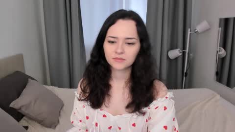 Camilla online show from 11/08/25, 10:59