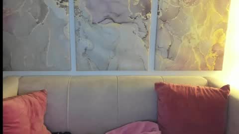 camilladreamer online show from 04/22/26, 12:46