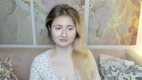 camilladreamer online show from 05/17/26, 06:04