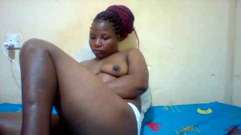 Snapshot of camillah_sweet chatting on 07/05/26, 05:53 camillah_sweet online show from 07/05/26, 05:53