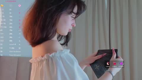 Snapshot of camillahooser chatting on 05/09/26, 01:22 May online show from 05/09/26, 01:22