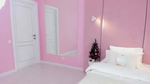 Snapshot of camillalarson chatting on 01/09/25, 06:06 Camilla online show from 01/09/25, 06:06