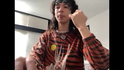  Camille   online show from 09/17/25, 07:59