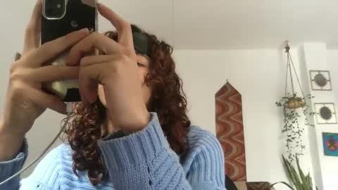  Camille   online show from 05/06/26, 02:33
