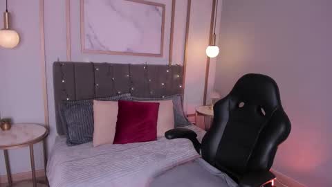 camille online show from 11/05/25, 09:15