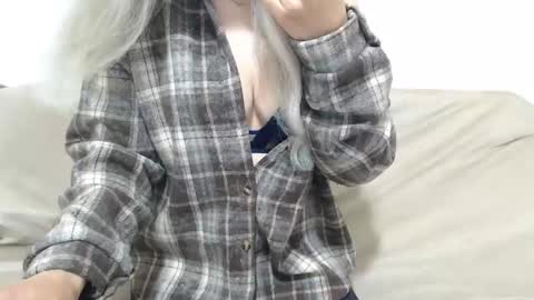 CamilleBunny online show from 04/20/26, 02:25