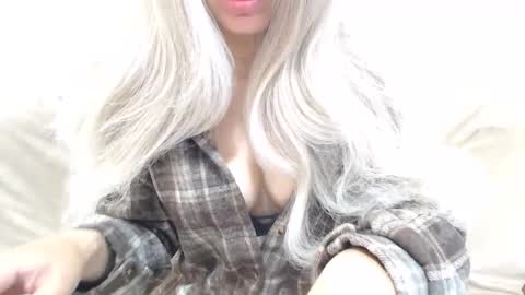 Snapshot of camillebunny chatting on 04/27/26, 03:04 CamilleBunny online show from 04/27/26, 03:04