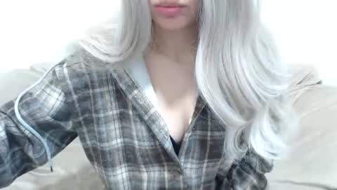 Snapshot of camillebunny chatting on 06/03/26, 02:25 CamilleBunny online show from 06/03/26, 02:25