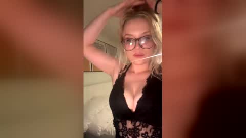 camilleclairexo online show from 03/26/26, 07:03
