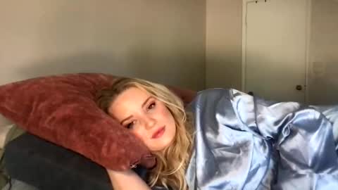camilleclairexo online show from 04/27/26, 06:50