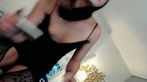 camillejoson online show from 04/19/26, 12:54