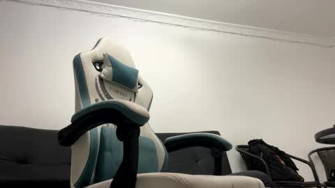 camilo_contre21 online show from 01/22/25, 03:41