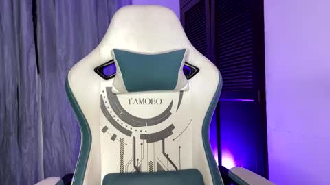 camilo_contre21 online show from 02/05/25, 11:39