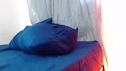 camilo_contre21 online show from 03/11/25, 10:53