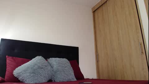 camilo_contre21 online show from 09/30/25, 06:57