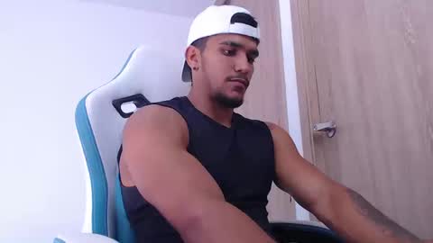 camilo_contre21 online show from 03/11/26, 07:42