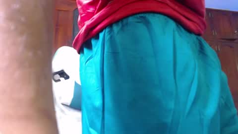 Snapshot of camilo_contre21 chatting on 06/25/26, 06:34 camilo_contre21 online show from 06/25/26, 06:34