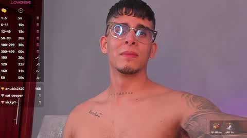   INDEPENDENT MODEL online show from 01/02/25, 01:49