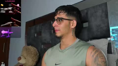   INDEPENDENT MODEL online show from 09/12/25, 06:02