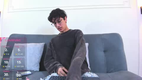 Snapshot of camilo_stark chatting on 05/10/26, 03:01 Camilo online show from 05/10/26, 03:01