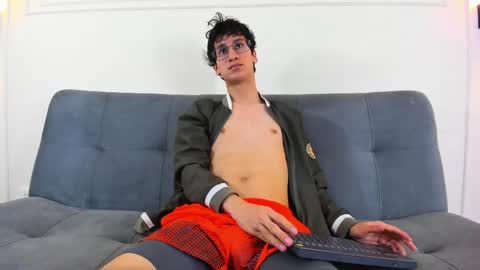 Snapshot of camilo_stark chatting on 05/26/26, 03:24 Camilo online show from 05/26/26, 03:24
