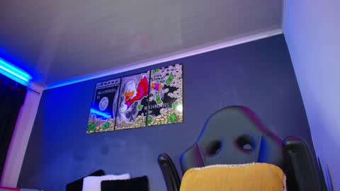 CAMILO  online show from 12/30/24, 05:02