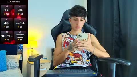 Snapshot of camilobass_ chatting on 07/17/26, 12:50 Camilo Bass online show from 07/17/26, 12:50