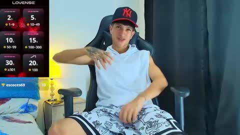 Snapshot of camilobass_ chatting on 07/22/26, 11:51 Camilo Bass online show from 07/22/26, 11:51