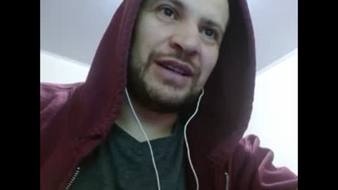 Snapshot of camiloking17 chatting on 02/26/25, 02:26 camilo online show from 02/26/25, 02:26