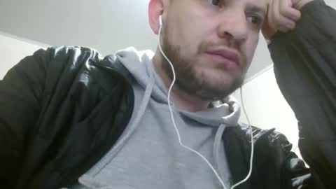 Snapshot of camiloking17 chatting on 09/17/25, 06:26 camilo online show from 09/17/25, 06:26