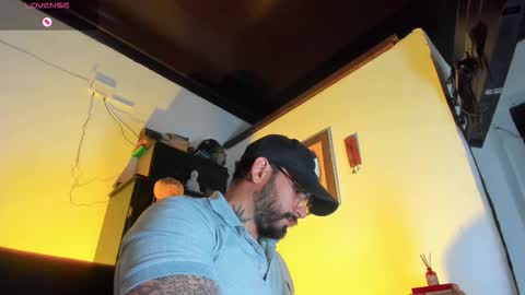 Camilo online show from 11/18/25, 01:59