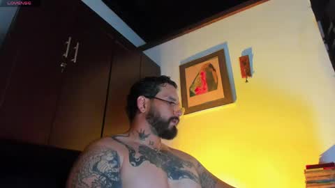Snapshot of camilomayer chatting on 04/30/26, 03:29 Camilo online show from 04/30/26, 03:29